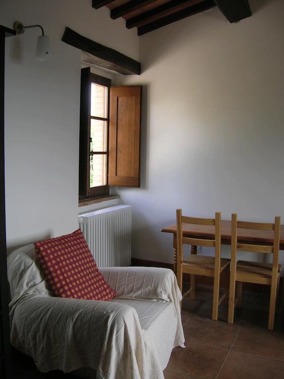 Vila Agriturismo Caresto Carbonesca Exteriér fotografie